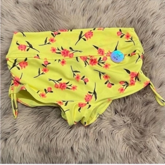 PINK Victoria's Secret Other - Pink VS Gym/Pool Shortie